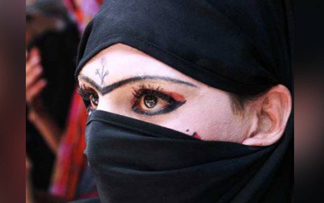 لاہور:گداگری کی آڑ میں وارداتیں کرنے والا خواجہ سرا گرفتار