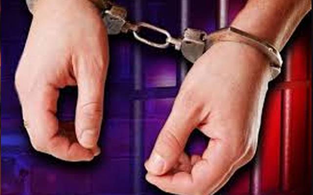 جوا کھیلتے 12 ملزم گرفتار 