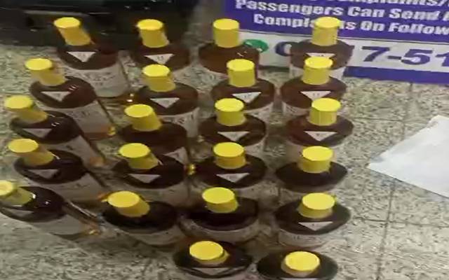  کسٹمز  نے  220کلوحرام گوشت سمیت 22بوتلیں شراب پکڑ لی  