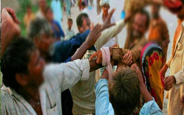 بچوں کی لڑائی میں بڑے کود پڑے ،5 افراد زخمی 