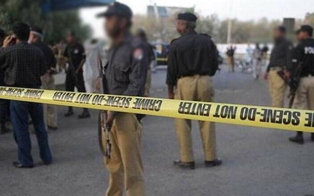 کرک: پولیس چوکی پر دہشتگردوں کی فائرنگ سے 3 اہلکار شہید، 6 زخمی