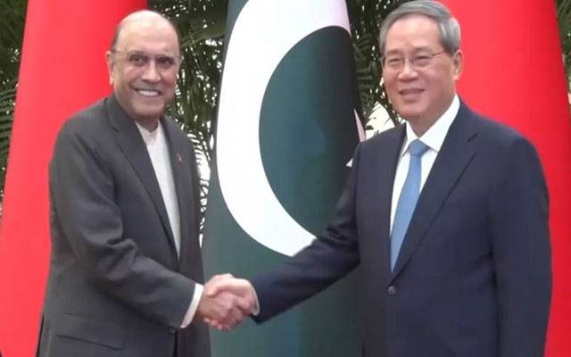 ترقیاتی ایجنڈے کیلئے چین کی مسلسل حمایت پر شکر گزار ہیں، صدر ذرداری کی وزیراعظم لی چیانگ سے ملاقات میں گفتگو