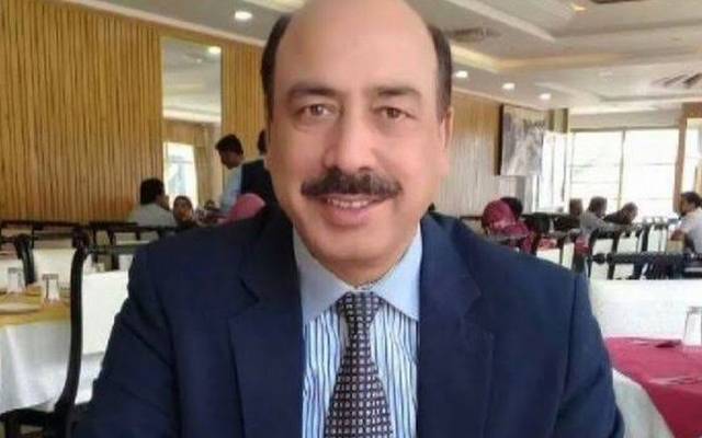  سابق جج ارشد ملک کی اہلیہ کی پنشن کا معاملہ، رجسٹرار لاہور ہائیکورٹ کو نوٹس جاری
