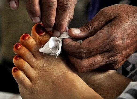 حاملہ خاتون کا قتل؛ کرایہ دار میاں بیوی نے لوٹ مار کرتے ہوئے جان سے مار دیا