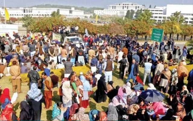 حکومت اور سرکاری ملازمین کے درمیان مذاکرات کامیاب،دھرنا موخر