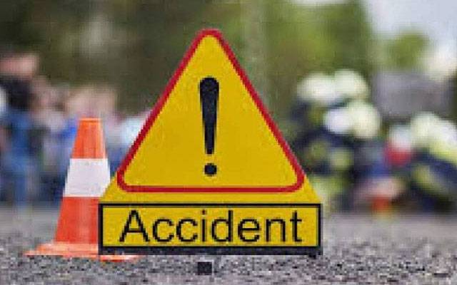 قلات: ٹریلر کی کار کو ٹکر، حادثے میں چار افراد جاں بحق