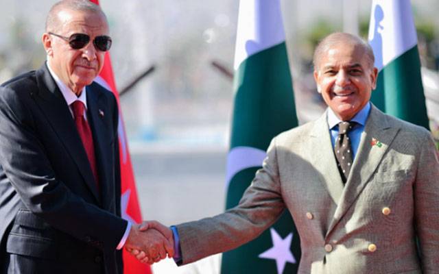 پاکستان اور ترکیہ کے درمیان 5ارب ڈالر کے تجارتی حجم کیلئے پُرعزم ہیں، وزیراعظم 