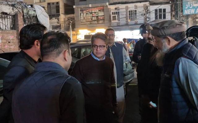 ڈپٹی کمشنر  کا رات گئے لاہور ڈویلپمنٹ پلان اور ماڈل بازار کا جائزہ 
