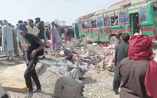  لعل شہباز قلندر کے عرس میں جانے والے زائرین کی بس کو حادثہ، 16 جاں بحق، 25 زخمی