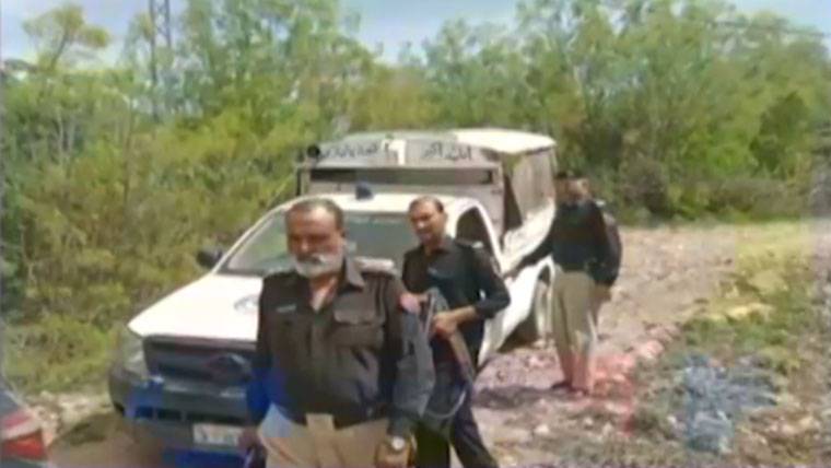 کوہاٹ؛ پولیس موبائل پر حملہ، جوابی کارروائی میں دہشتگرد مارا گیا