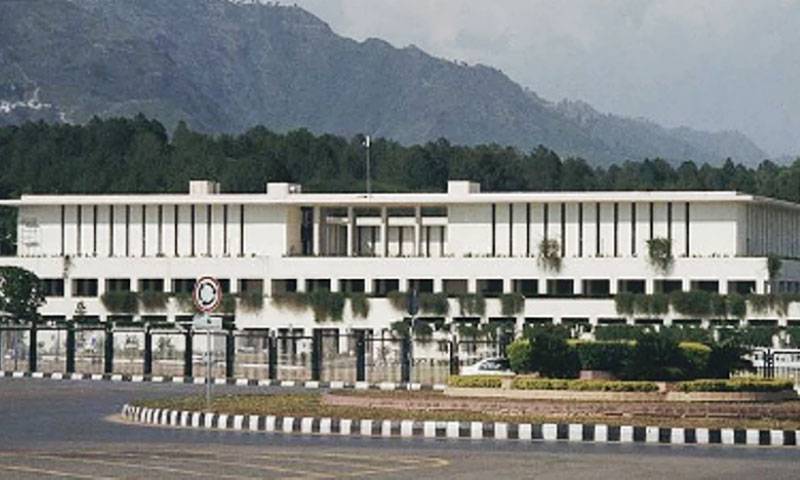 گریڈ 17 اوربالا افسران کو بیوی، زیرکفالت بچوں کے اثاثے ڈکلیئرکرنا ہونگے، سول سرونٹس ترمیمی بل