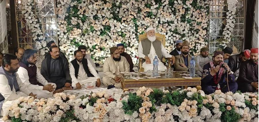 اداکار سیف خان کے والد گوگا لاہوریا کی برسی اور والدہ کی رسم  چہلم