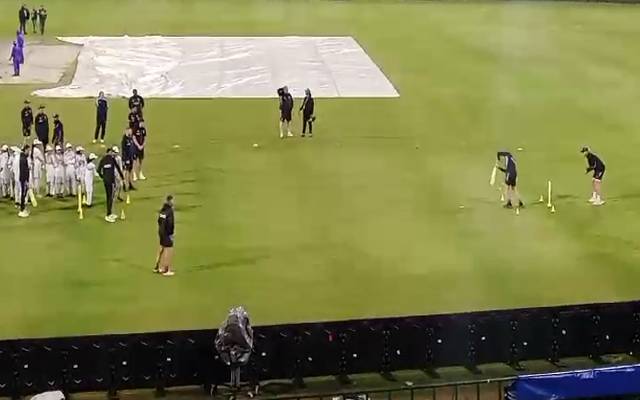 چیمپئنزٹرافی ، لاہوریوں کی موجیں لگ گئیں 
