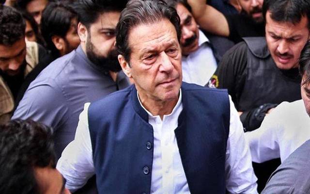کیا عمران خان دباؤ کے نتیجے میں ڈیل پر مجبور ہو رہے ہیں؟ پی ٹی آئی رہنما کا بیان