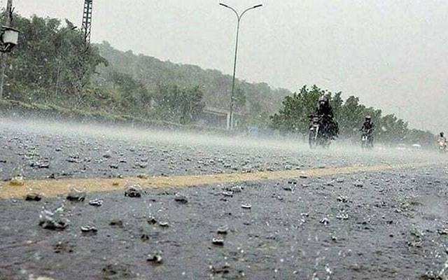  شہر کی فضا میں خنکی بڑھ گئی،بارش سے متعلق پیشگوئی