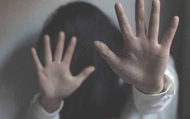 نوکری کا جھانسہ دیکر ملزموں کی لڑکی سے مبینہ اجتماعی زیادتی  