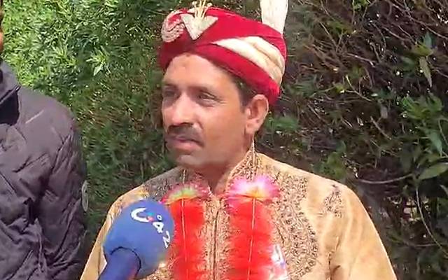 دلہن ناراض ہوتی ہے تو ہوتی رہے، کرکٹ پہلے؛ دولہا شادی چھوڑ کر میچ دیکھنے آگیا