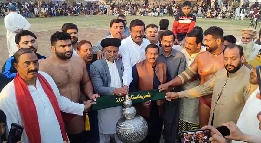 جانی پہلوان نےشیر پاکستان کا ٹائٹل جیت لیا