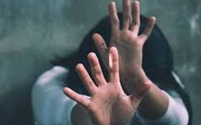  16 سالہ طالبہ سے اغوا  کے بعد 3 روز تک زیادتی