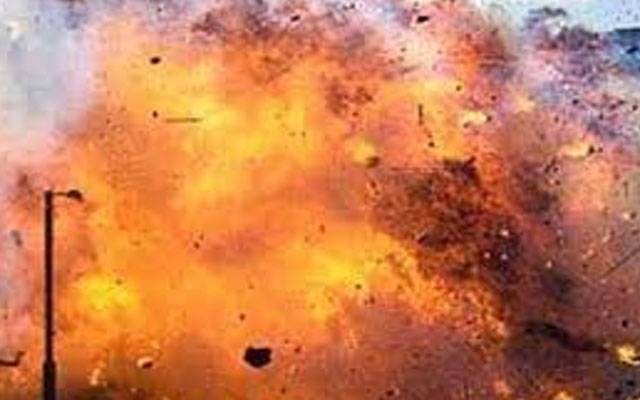 دارالعلوم حقانیہ اکوڑہ خٹک کی جامع مسجد میں خودکش دھماکا، مولانا حامد الحق سمیت 4 نمازی شہید
