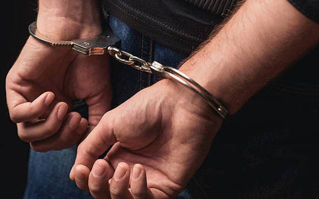 شادباغ : 6سالہ بچی سے نازیباحرکات کرنے والا ملزم گرفتار
