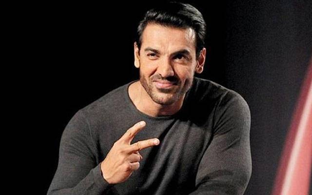 مداحوں نے ہمیشہ سپورٹ کیا، اس محبت کا قرض اچھی فلموں کے ذریعے چکانا چاہتا ہوں، جان ابراہم