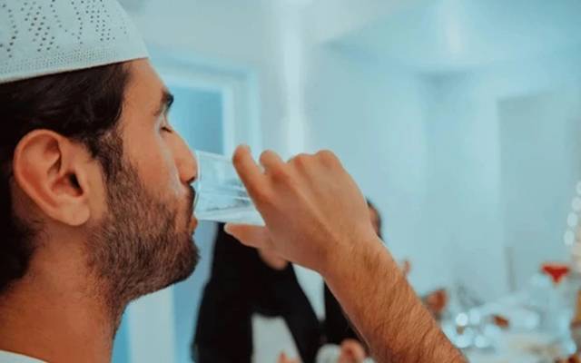 رمضان المبار ک میں پانی کی کمی سے بچنے کے طریقے 