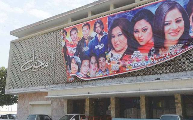 معروف اداکارہ انتقال کر گئیں