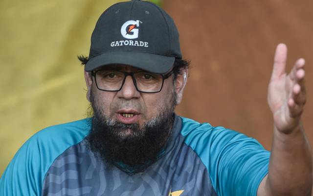 پاکستان کے سابق ٹیسٹ کرکٹر نے بھارتی ٹیم کو بڑا چیلنج کردیا  