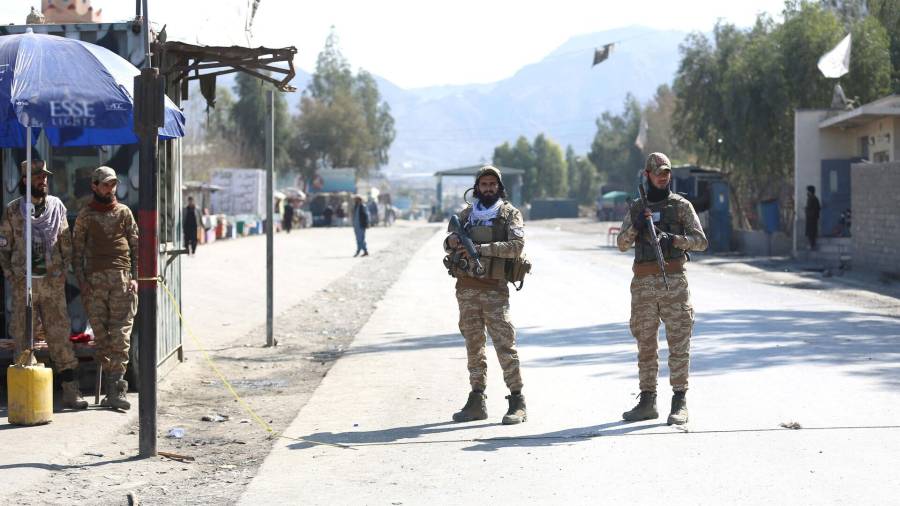 Pakistan Afghanistan tension, Tourkham Border closed, City42 