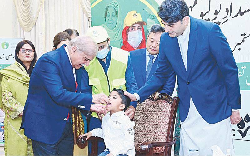 وفاق، صوبوں کے تعاون سے پولیو کا مکمل خاتمہ ہوسکے گا : وزیراعظم