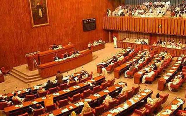 عون عباس بپی کی گرفتاری کیخلاف پی ٹی آئی ارکان کا سینیٹ اجلاس سے واک آؤٹ