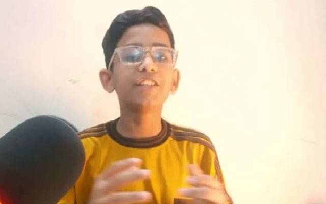 اے آئی کی مدد سے ماہانہ لاکھوں کمانے والا 13 سالہ لڑکا 