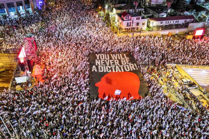 Tal Aviv protest, Judicial reforms plan, Netanyahu\'s coalition government, city42