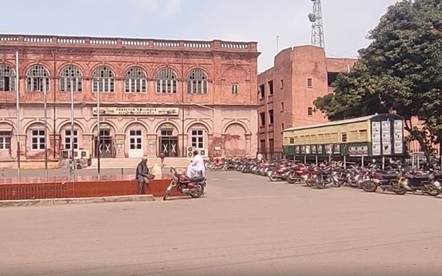 14 ریلوے سٹیشنز کو سولرانرجی پر منتقل کرنے کا حتمی فیصلہ