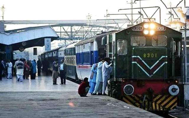 کراچی سے لاہور جانیوالی 2 ٹرینیں منسوخ