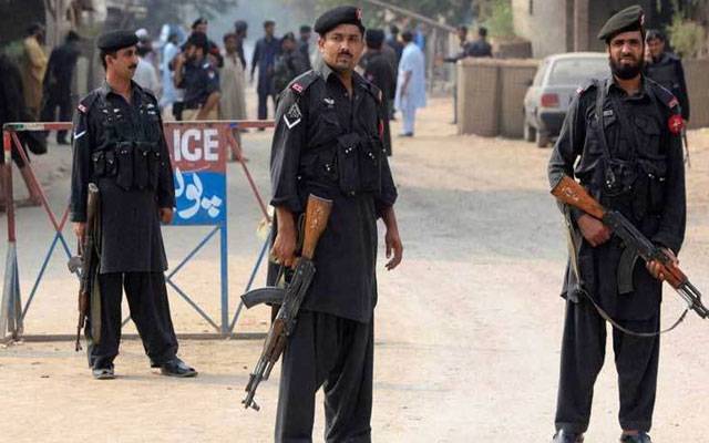 خیبرپختونخوا: پولیس نے دہشتگردوں کے 3 تھانوں پر حملے پسپا کر دیے،  امن دشمن فرار