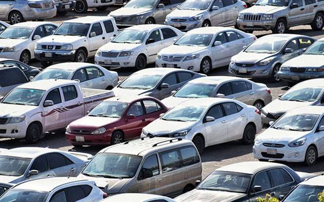 پاکستان میں گاڑیوں کی قیمتوں میں کمی کا امکان