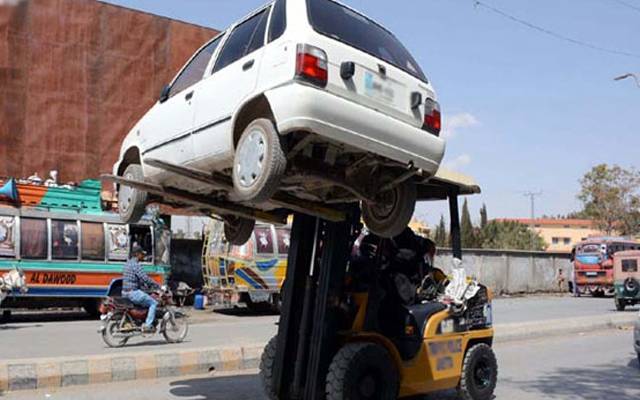 رانگ پارکنگ پر کھڑی گاڑی کو اٹھانے کی ویڈیو بنانا جرم؛ پیکا ایکٹ کے تحت دوسرا مقدمہ درج 