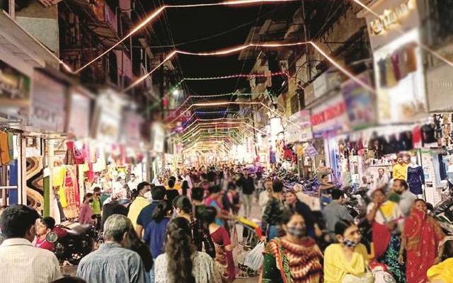 عید کی شاپنگ، مارکیٹوں میں شہریوں کا رش لگ گیا