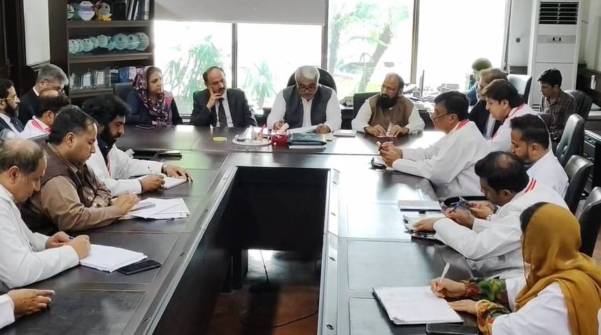 سرکاری ہسپتالوں میں مفت ادویات کی فراہمی کو یقینی بنایاجارہاہے؛خواجہ سلمان رفیق