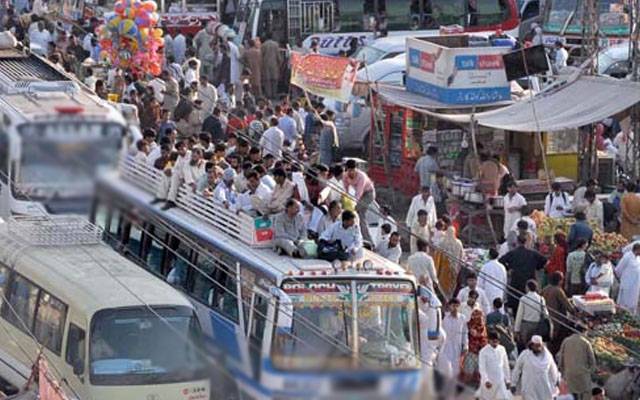 عیدالفطر:  ٹرانسپورٹ مافیا سرگرم، من مانے کرائے وصول کرنا شروع کر دیئے