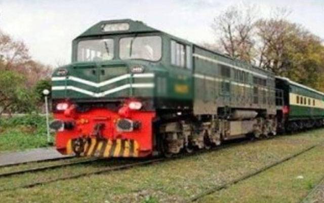 جعفر ایکسپریس 17 روز بعد بحال، کوئٹہ سے 400 مسافروں کو لیکر پشاور روانہ