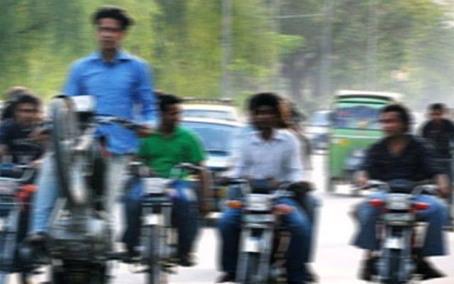 عید کے تیسرے روز بھی ون ویلرز باز نہ آئے
