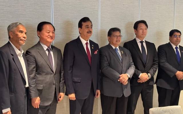 چیئرمین سینیٹ یوسف رضا گیلانی انٹراسپیکرز کانفرنس کے بانی چیئرمین نامزد