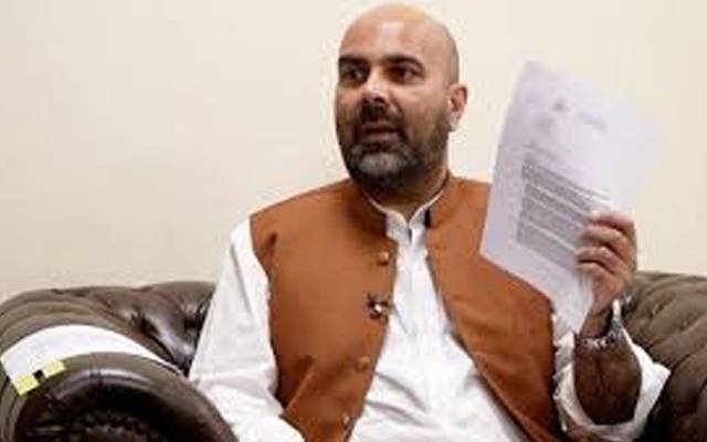 سابق وزیر خزانہ کے پی کے تیمور جھگڑا نےاپنی ہی پارٹی کی صوبائی حکومت پر سوالات اٹھا دیے 