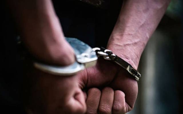 صدر مملکت کیخلاف نازیبا پوسٹ کرنے پر پولیس اہلکار گرفتار، پیکا کے تحت مقدمہ درج