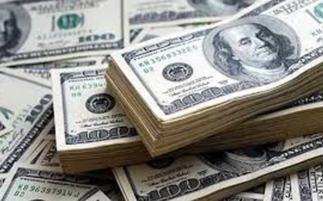 ڈالر اوپن مارکیٹ میں سستا، انٹربینک مہنگا