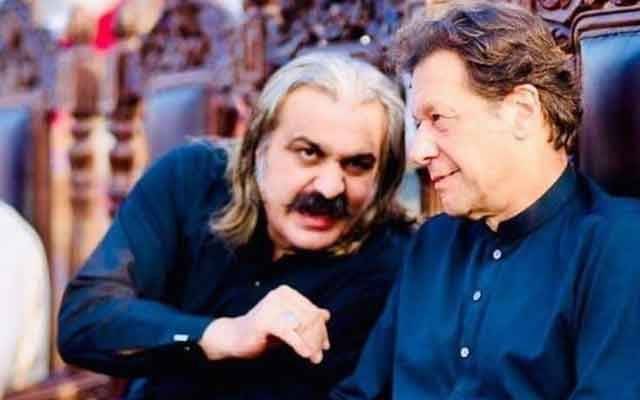 ’علی امین نے عمران خان سے صوبے میں تنظیم سازی سے متعلق شکایت کی‘، ملاقات کی اندرونی کہانی سامنے آگئی