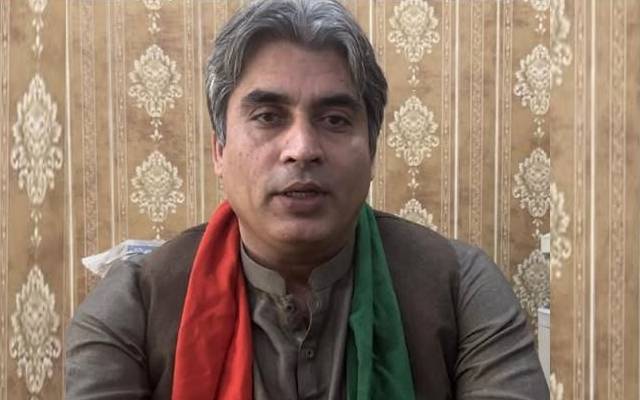  شوکاز نوٹس ملنے پر پی ٹی آئی کے اکمل خان باری کا پارٹی صدر کو جواب